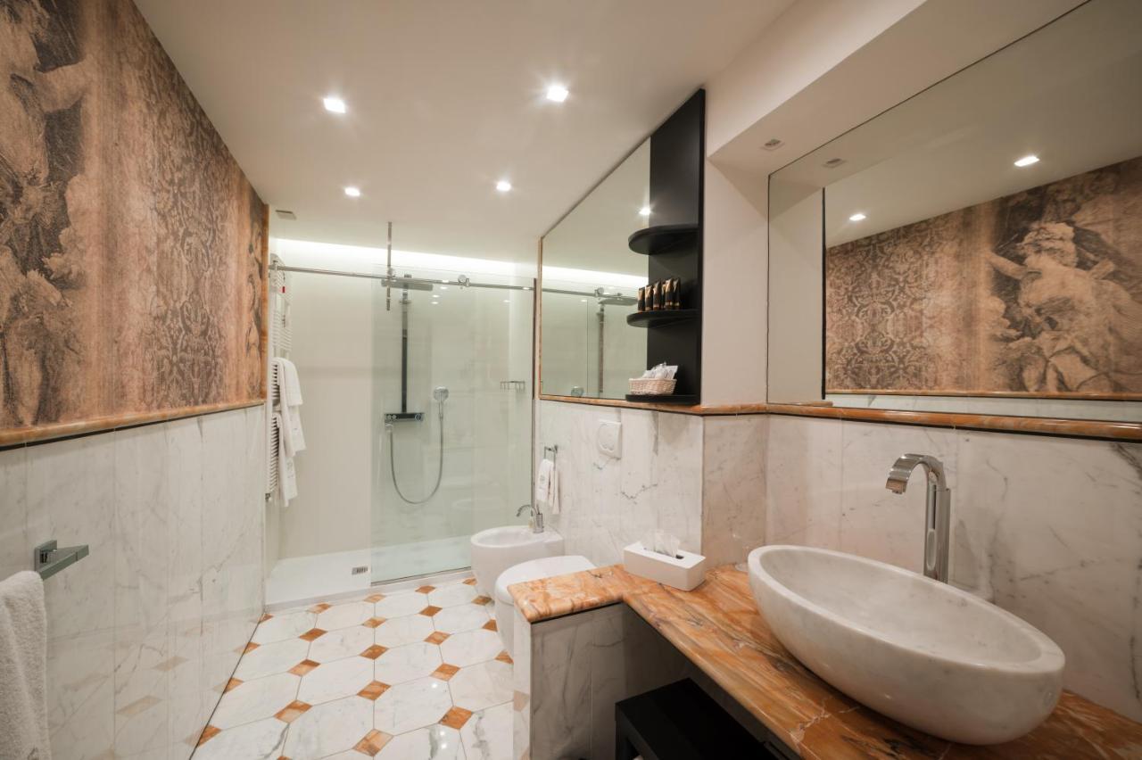 Royal Palace & 5* Turin
